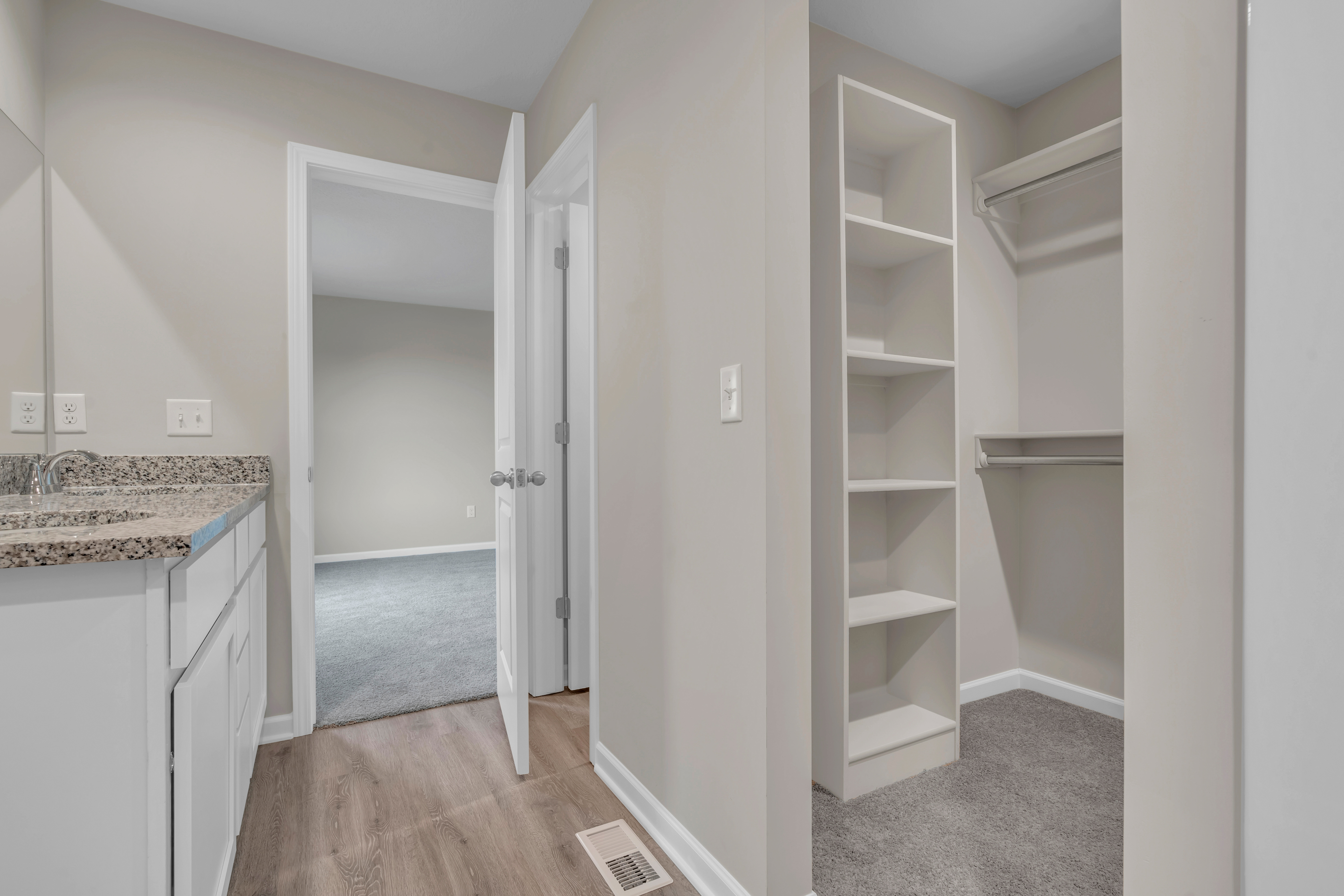 Washington primary closet Liberty Communities